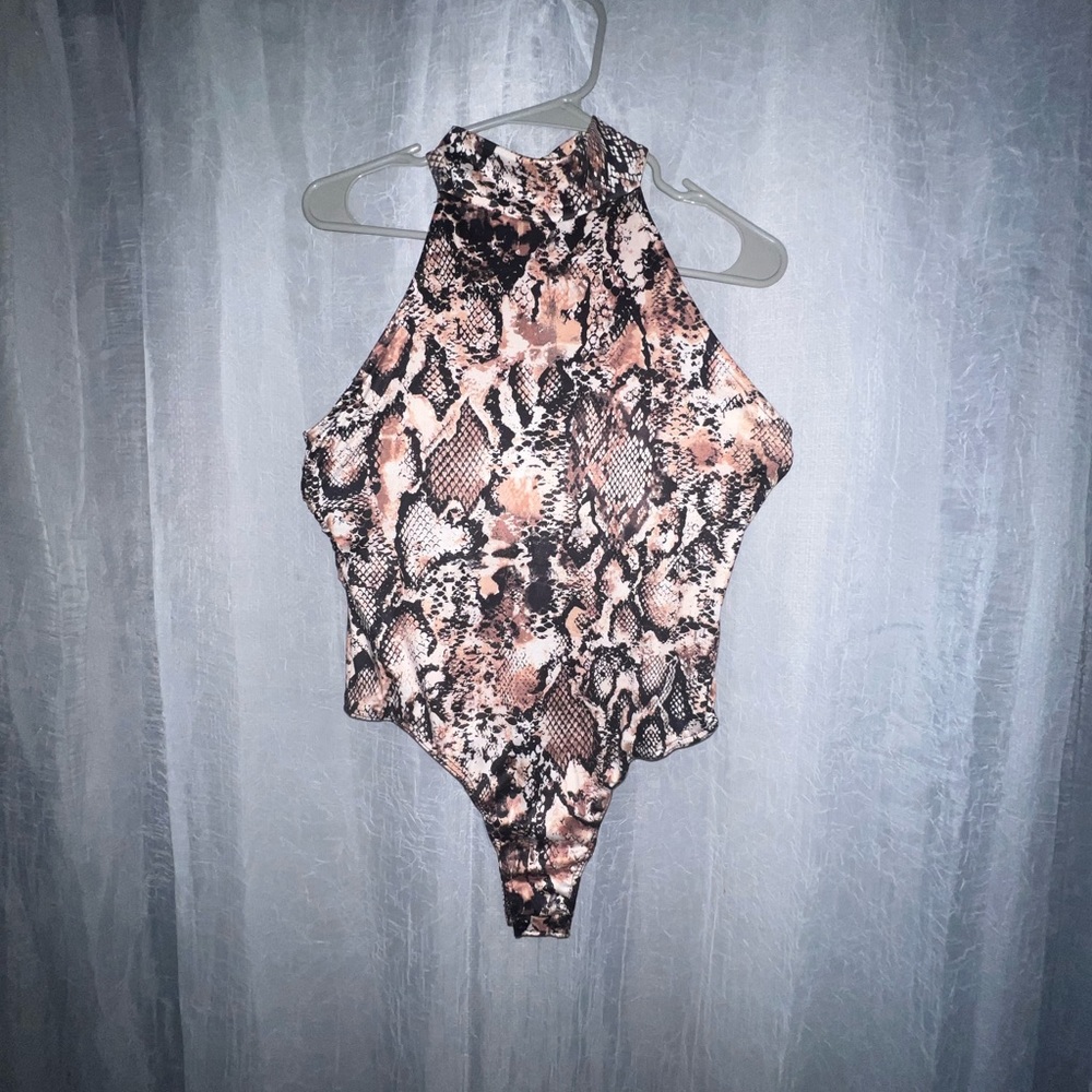 Women’s fashion Nova bodysuit